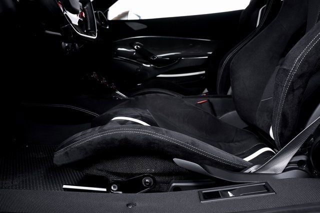 Certified 2020 Ferrari 488 Pista Coupe image 27