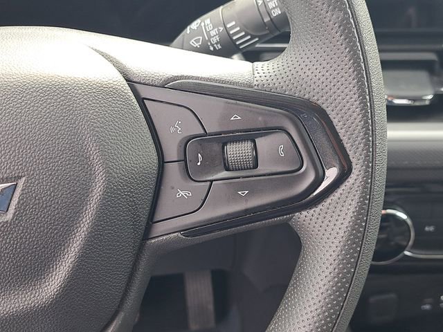Used 2025 Chevrolet TrailBlazer LT AWD/4WD image 22