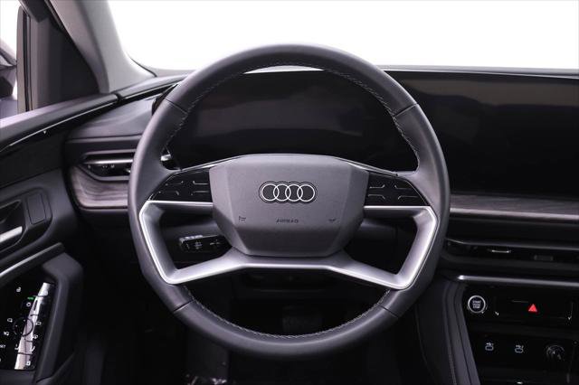Certified 2025 Audi Q5 Premium w/ Convenience Package image 18