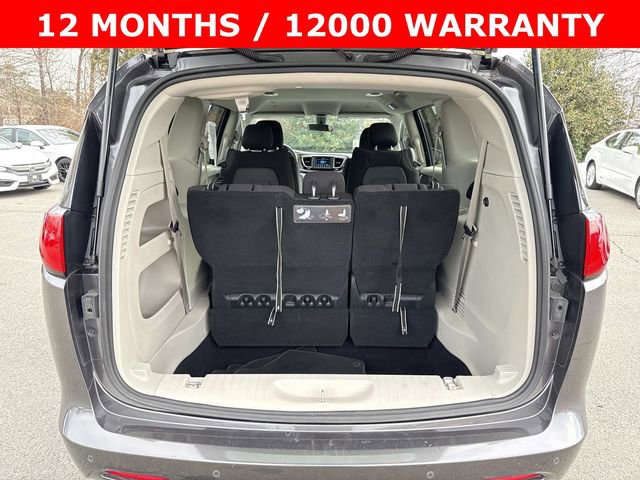 Used 2020 Chrysler Voyager LX w/ Cold Weather Group image 9