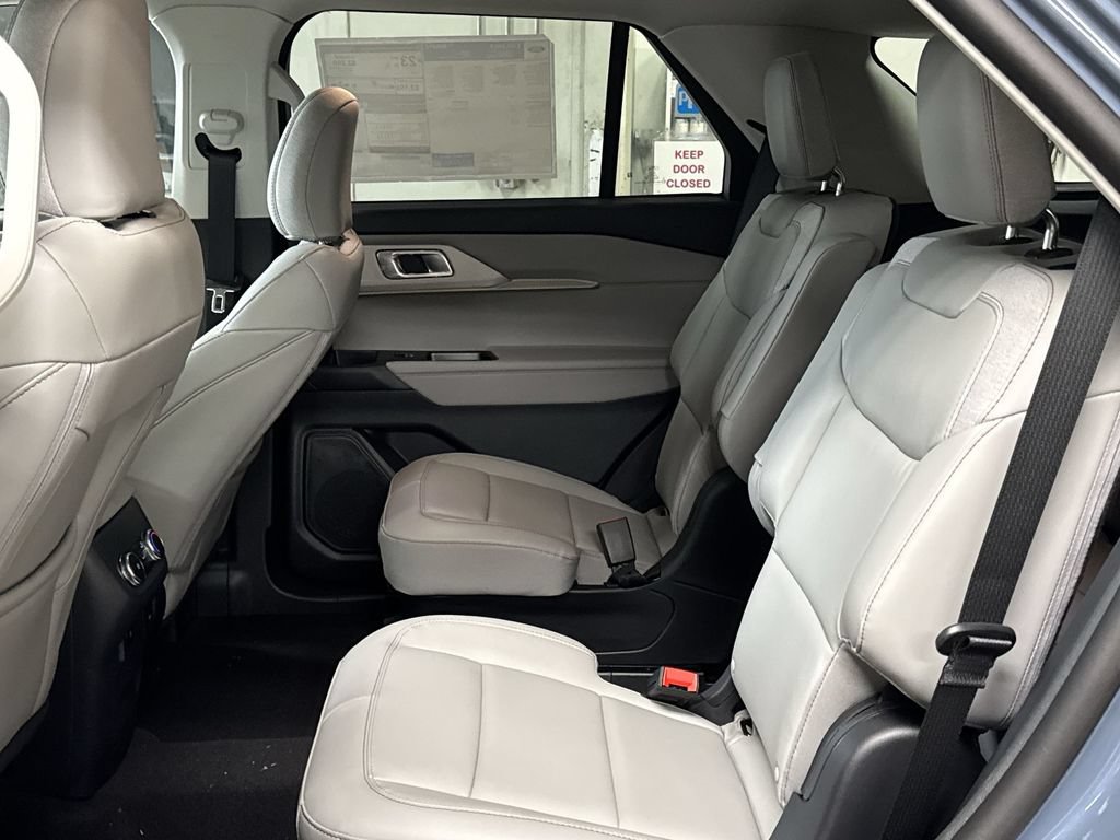 New 2026 Ford Explorer Active w/ Active Comfort Package AWD/4WD image 25