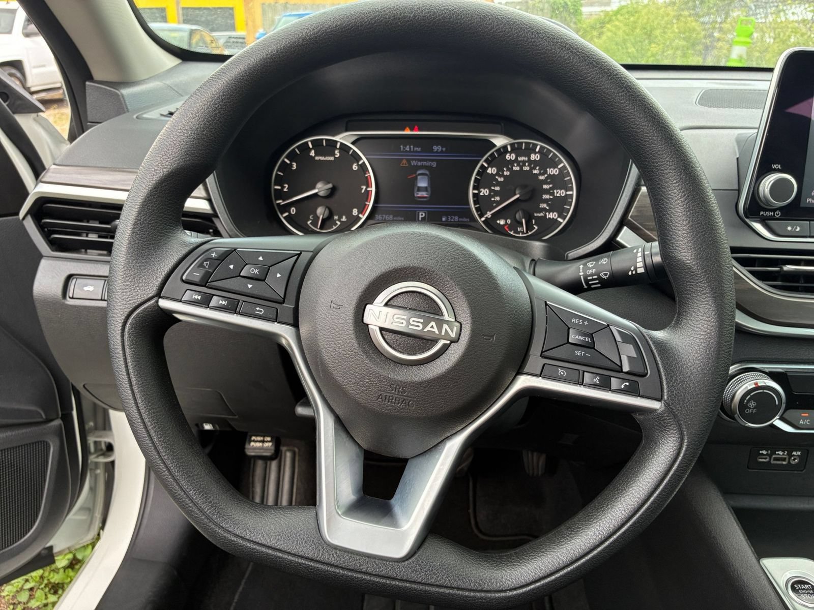Used 2025 Nissan Altima 2.5 SV FWD image 26