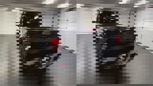 Used 2022 Jeep Gladiator Sport image 7