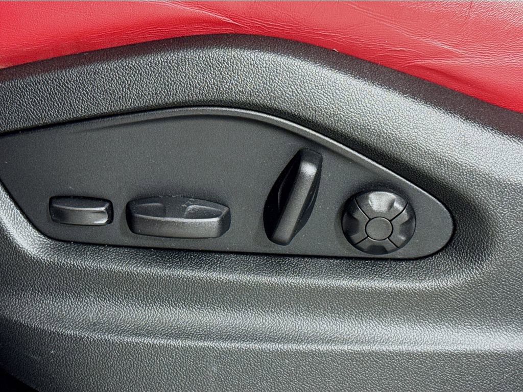 Used 2022 Porsche Cayenne GTS AWD/4WD image 15