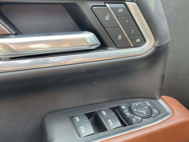 Used 2024 GMC Sierra 3500 Denali Ultimate image 13