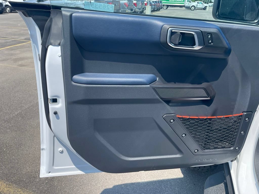 New 2026 Ford Bronco Raptor w/ Interior Carbon Fiber Pack AWD/4WD image 11