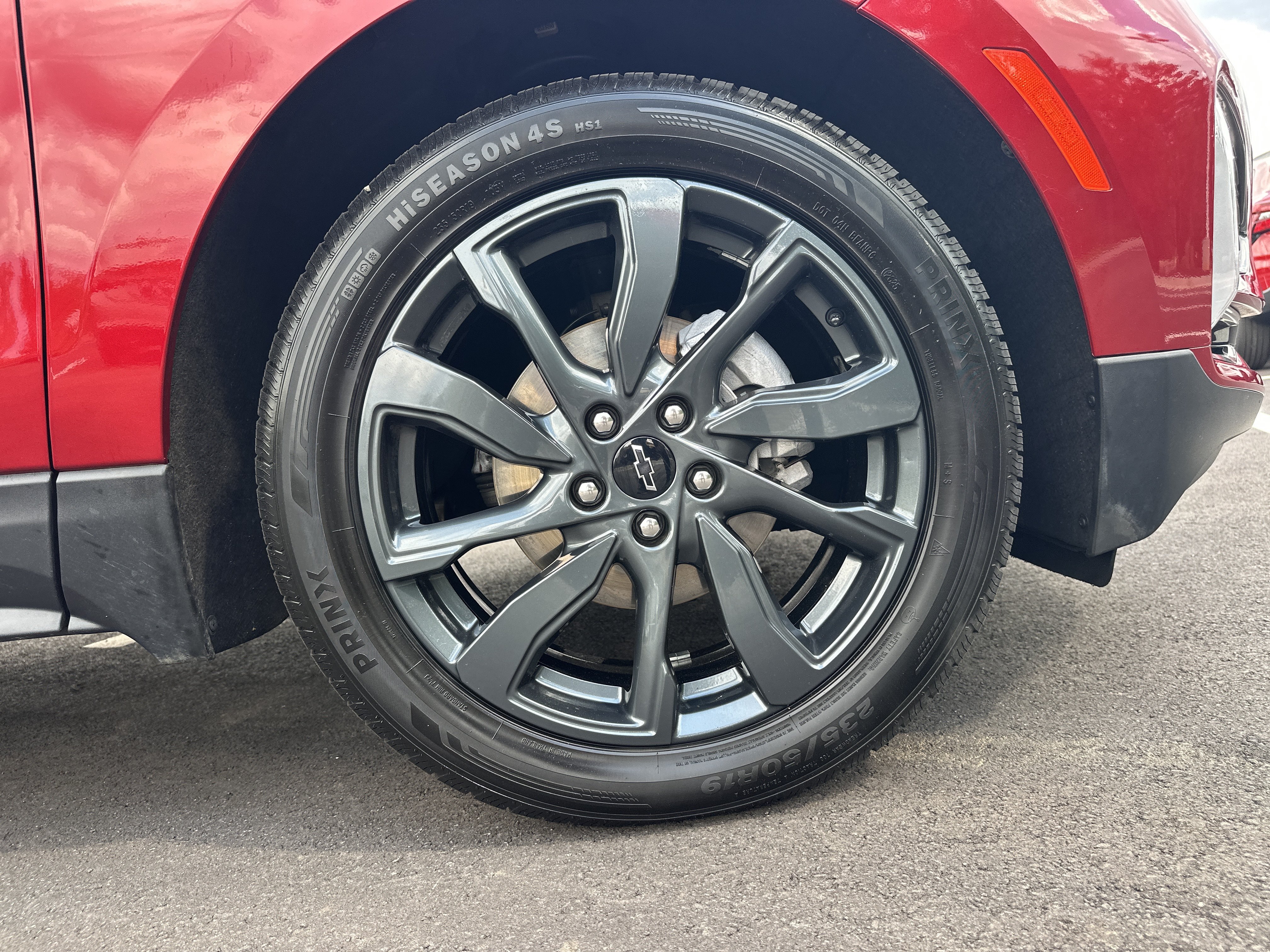 Used 2023 Chevrolet Equinox RS FWD image 13