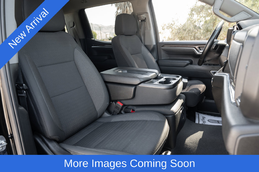 Used 2025 Chevrolet Silverado 1500 LT RWD image 40