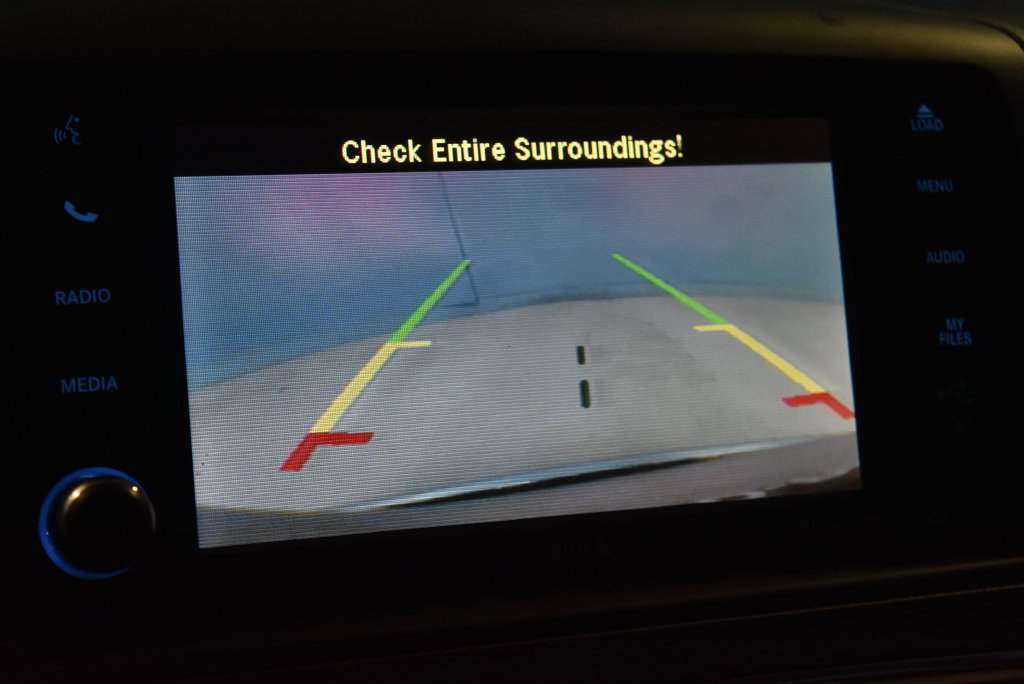 Used 2015 Chrysler Town & Country Touring-L w/ Driver Convenience Group FWD image 11
