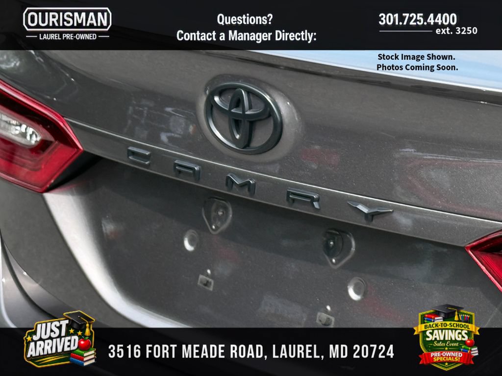 Used 2022 Toyota Camry SE FWD image 16