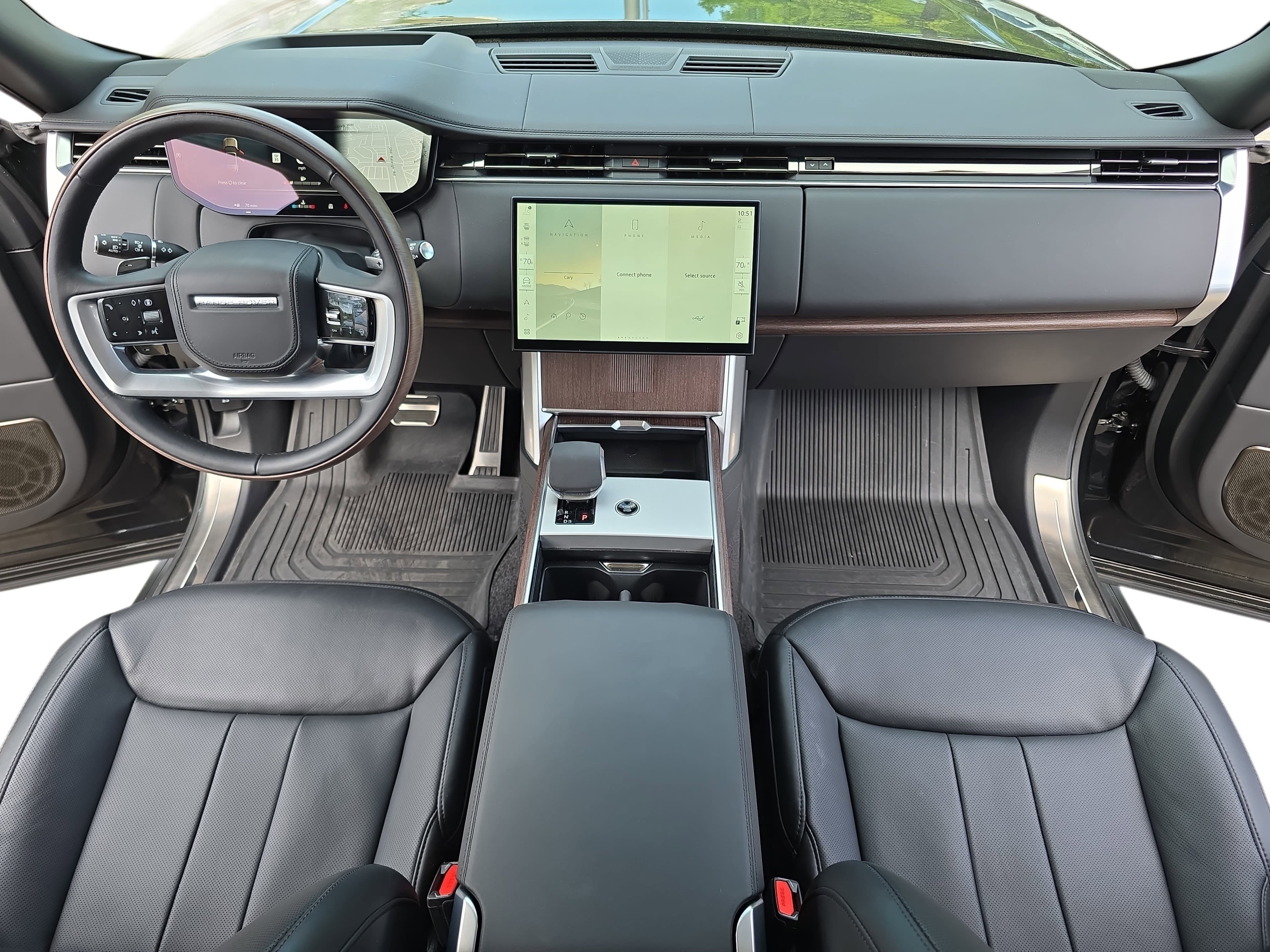 Certified 2025 Land Rover Range Rover Long Wheelbase Autobiography AWD/4WD image 9