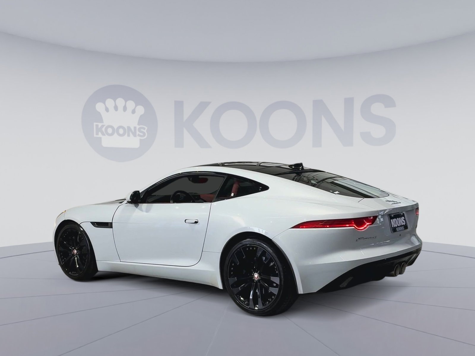 Used 2016 Jaguar F-TYPE S RWD image 10