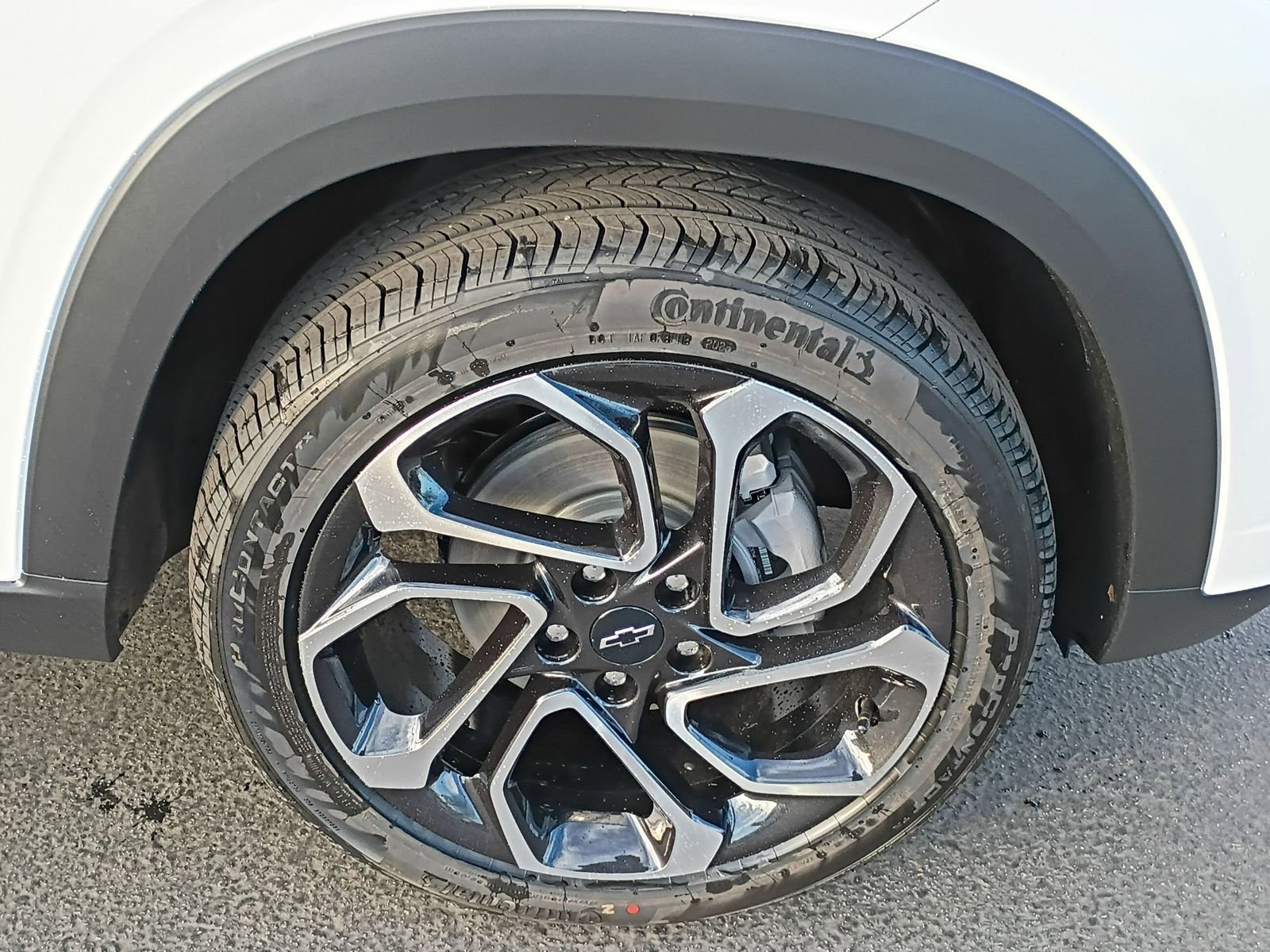 New 2026 Chevrolet Trax RS w/ Sunroof Package image 19