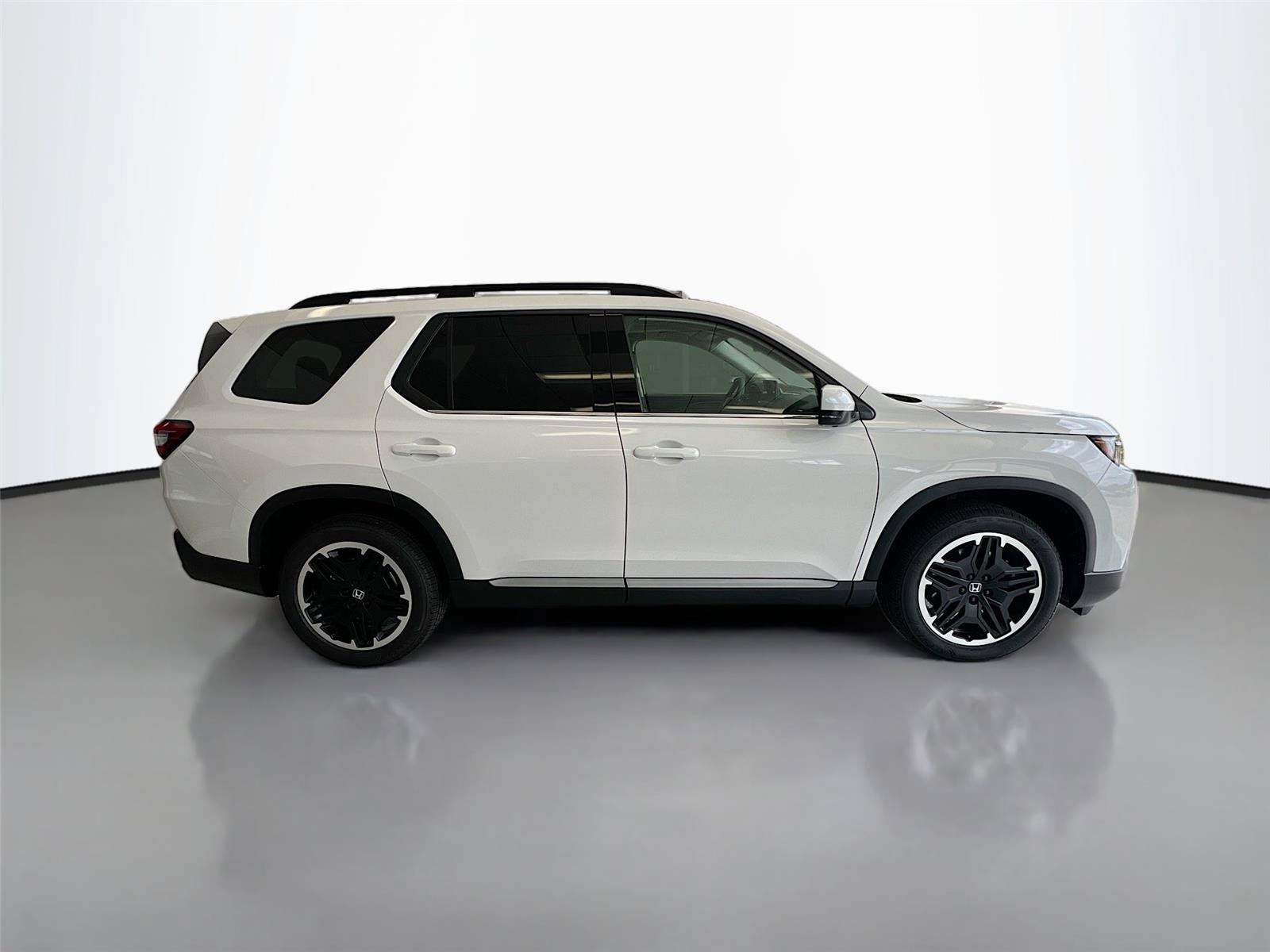 New 2026 Honda Pilot image 16