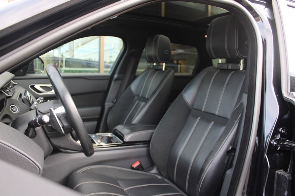 Used 2019 Land Rover Range Rover Velar R-Dynamic HSE image 6
