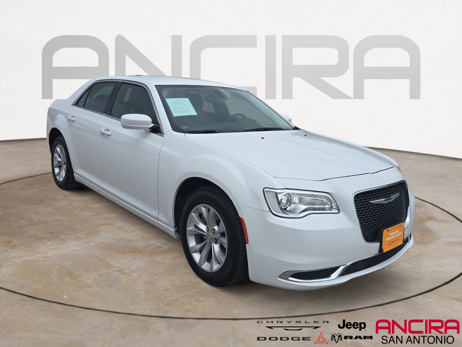 Used 2023 Chrysler 300 Touring RWD image 1