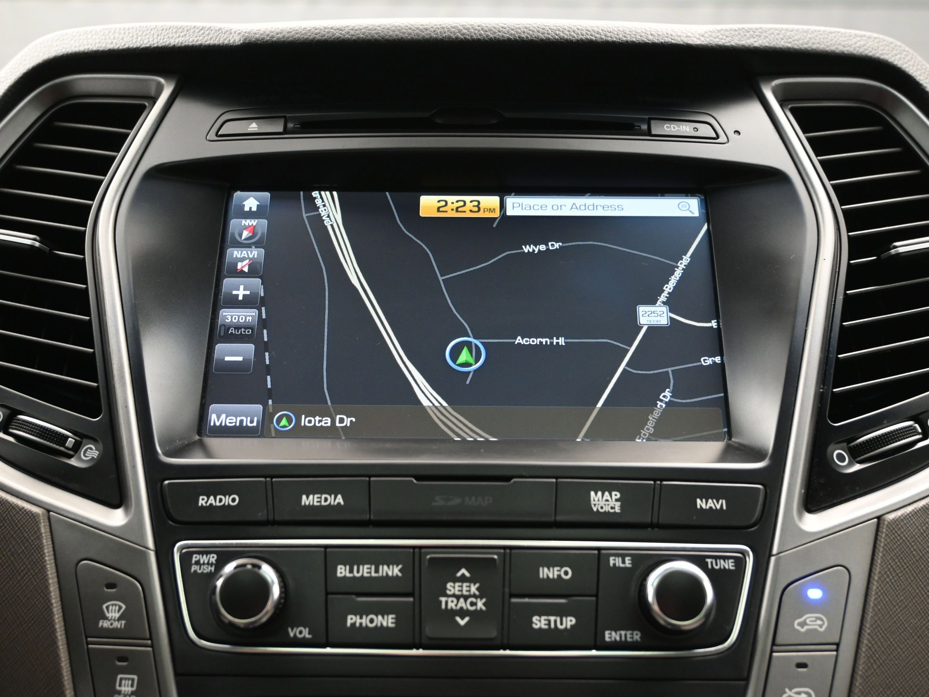 Used 2017 Hyundai Santa Fe Limited image 31