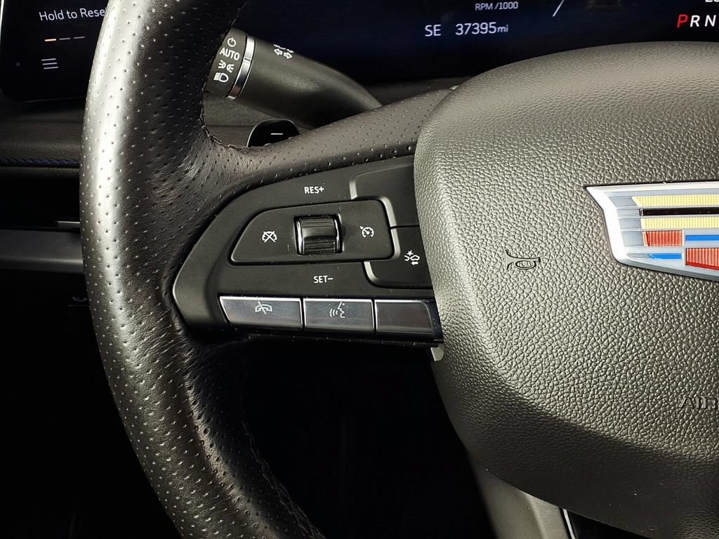 Used 2025 Cadillac XT4 Sport FWD image 19