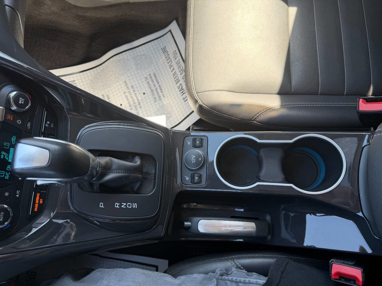 Used 2016 Ford Escape Titanium w/ Equipment Group 301A AWD/4WD image 28