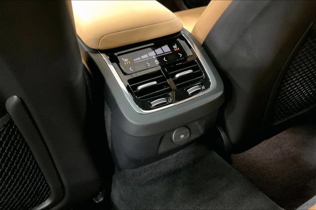 Certified 2025 Volvo V60 B5 Cross Country Ultra AWD/4WD image 34