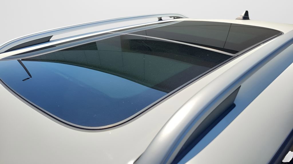 Used 2023 MINI Cooper Countryman S w/ Signature Upholstery Package image 4