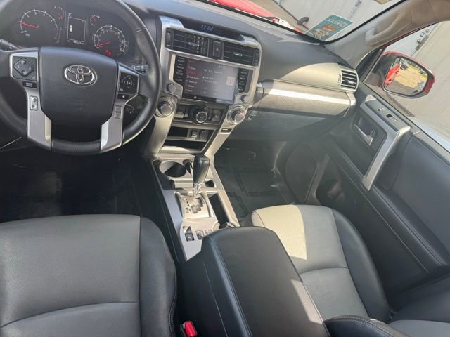 Certified 2020 Toyota 4Runner SR5 Premium AWD/4WD image 9