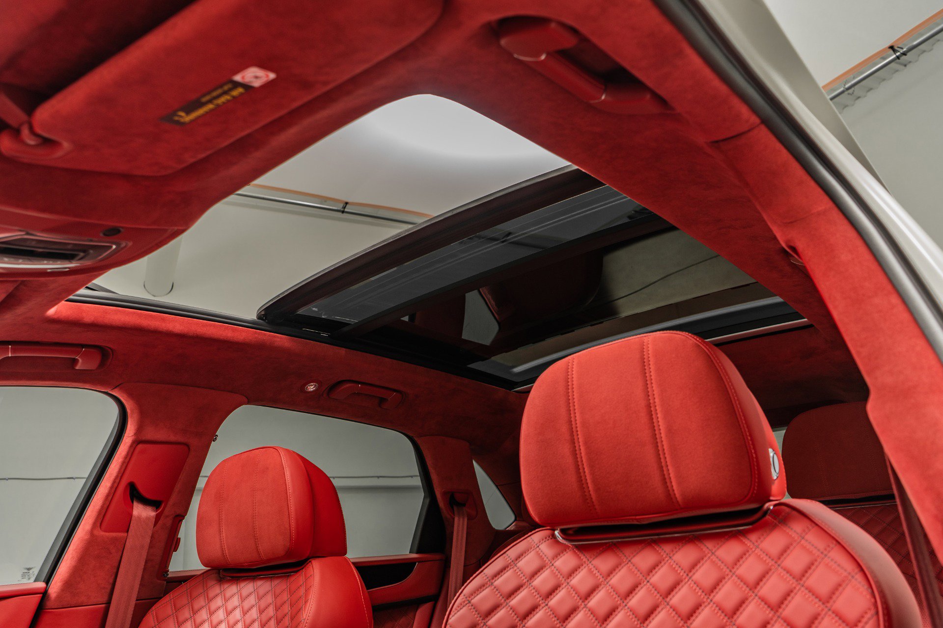 Used 2021 Bentley Bentayga Speed image 18