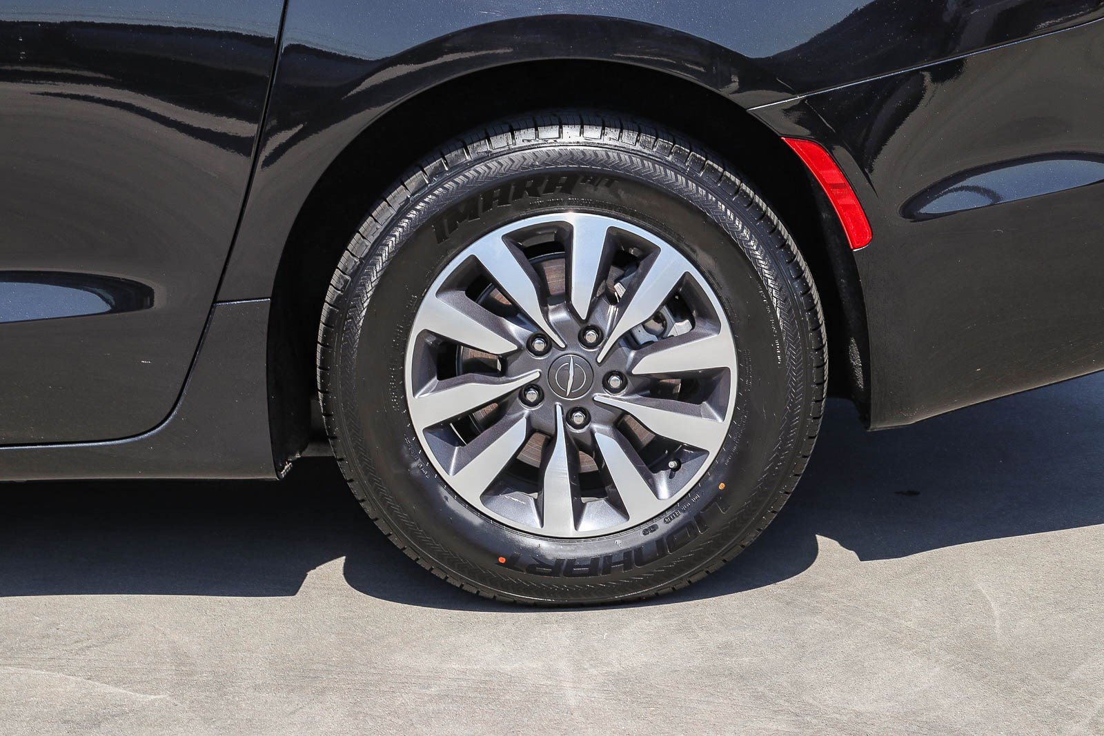 Used 2022 Chrysler Pacifica Touring-L FWD image 10