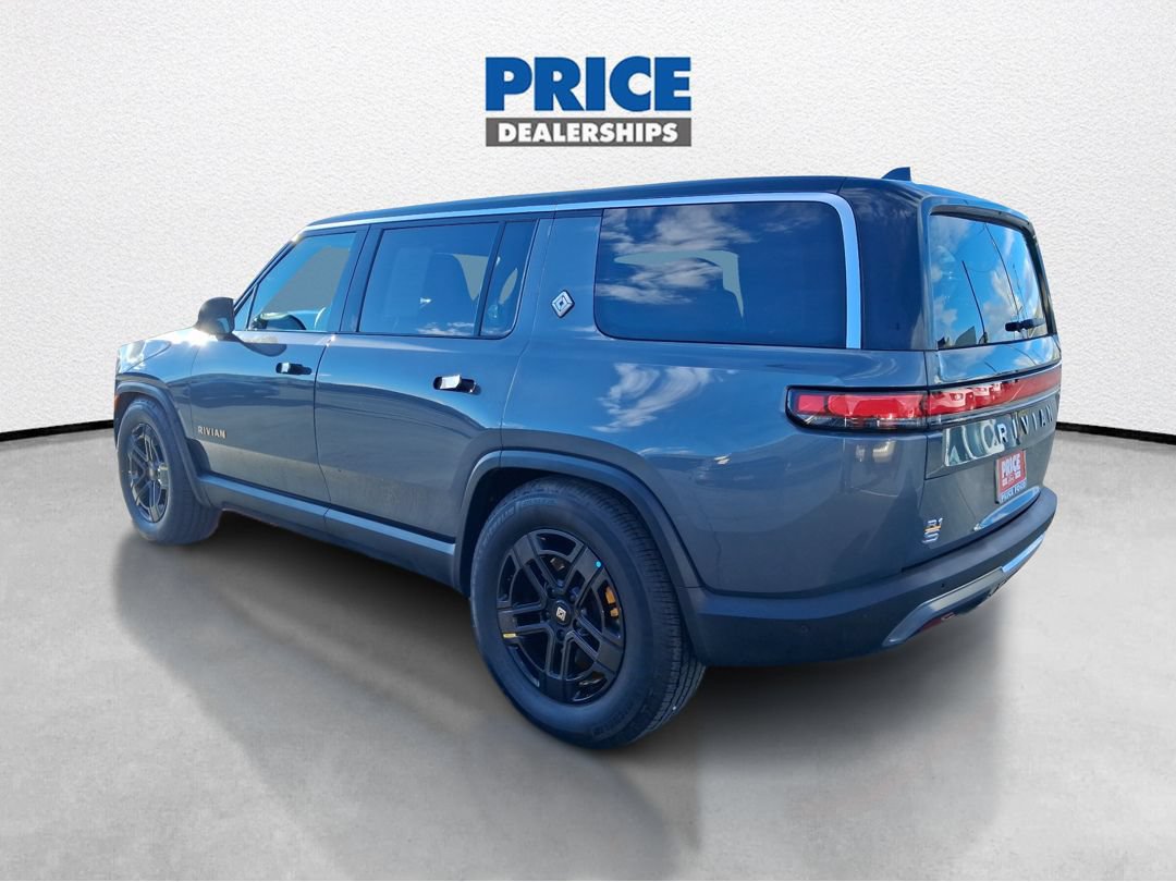Used 2023 Rivian R1S Adventure Quad AWD/4WD image 8