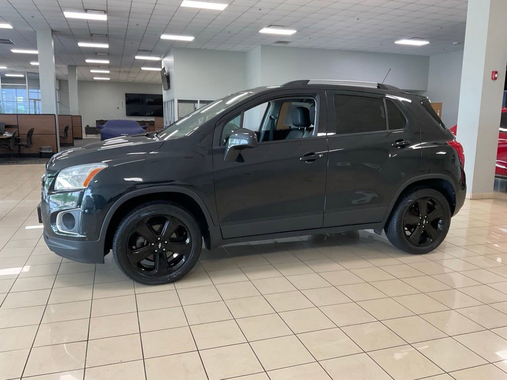 Used 2016 Chevrolet Trax LTZ w/ Midnight Edition AWD/4WD image 4