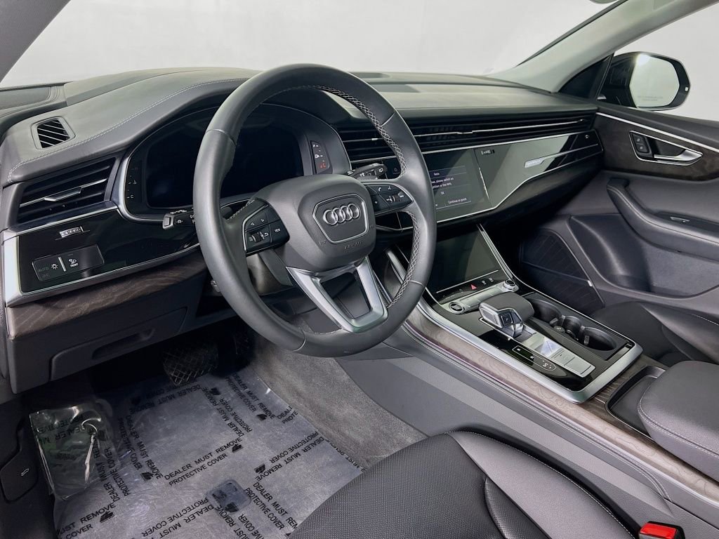 Used 2022 Audi Q8 Prestige w/ Prestige Package image 9