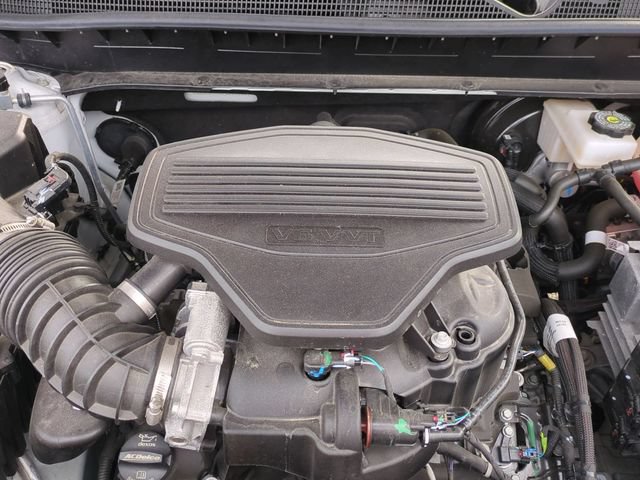 Used 2025 Chevrolet Blazer LT w/ Sound & Technology Package AWD/4WD image 33