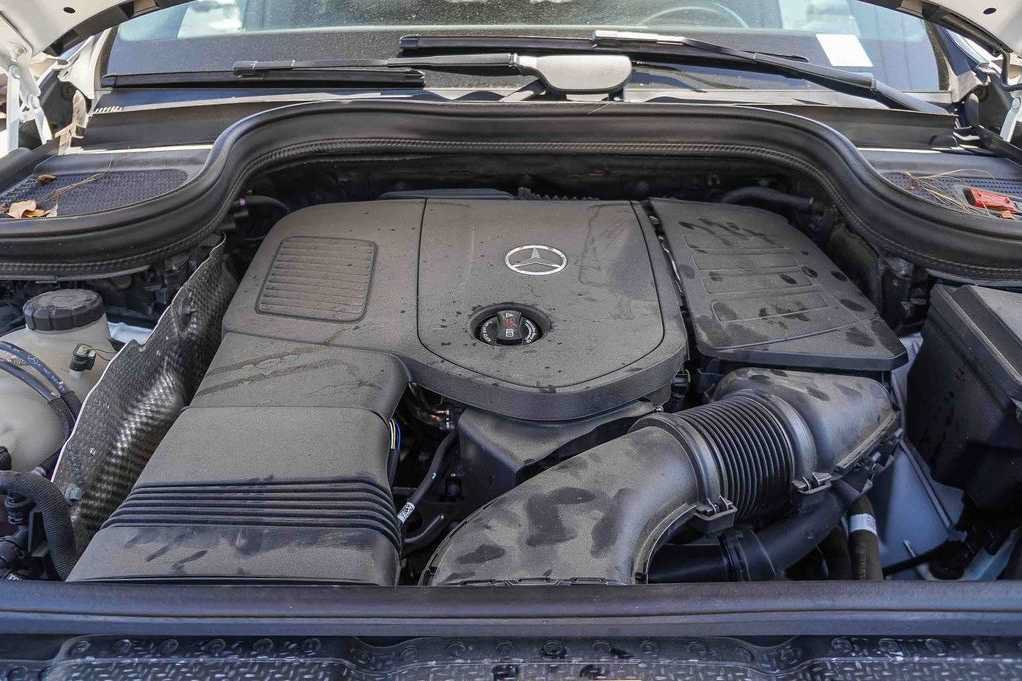Used 2024 Mercedes-Benz GLE 350 4MATIC image 30