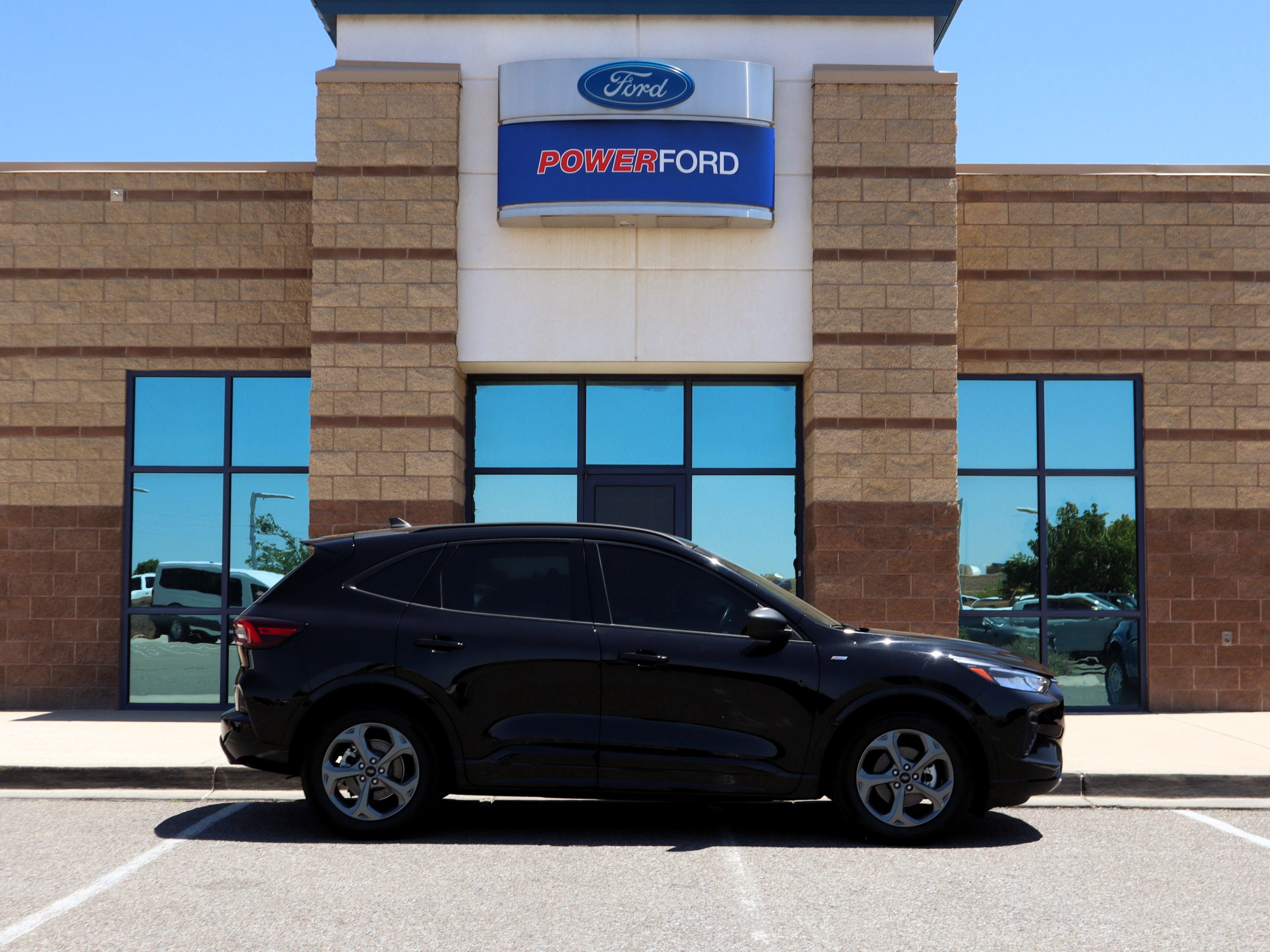 Certified 2023 Ford Escape ST-Line w/ Equipment Group 301A FWD image 5