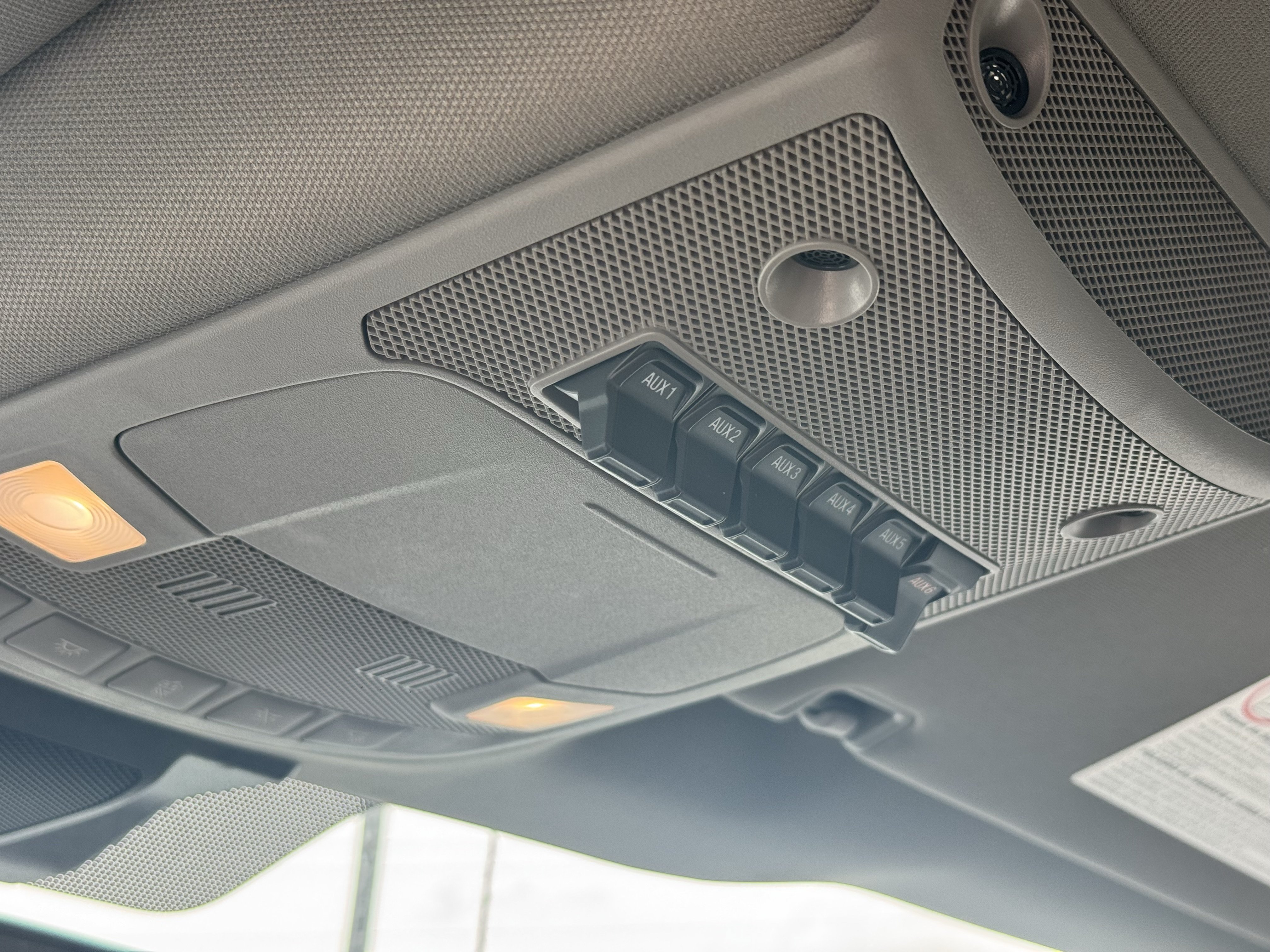 Used 2022 Ford F600 4x4 Regular Cab Super Duty w/ XLT Value Package image 23