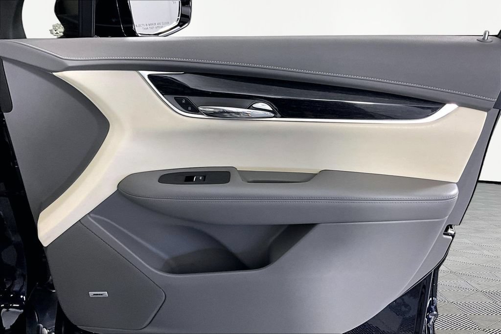Certified 2021 Cadillac XT6 Premium Luxury FWD image 27