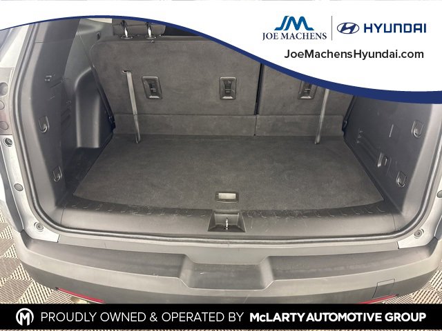 Used 2020 Chevrolet Traverse LS image 24