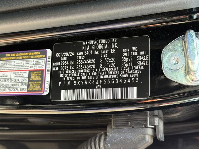 Certified 2025 Kia Sorento SX FWD image 30