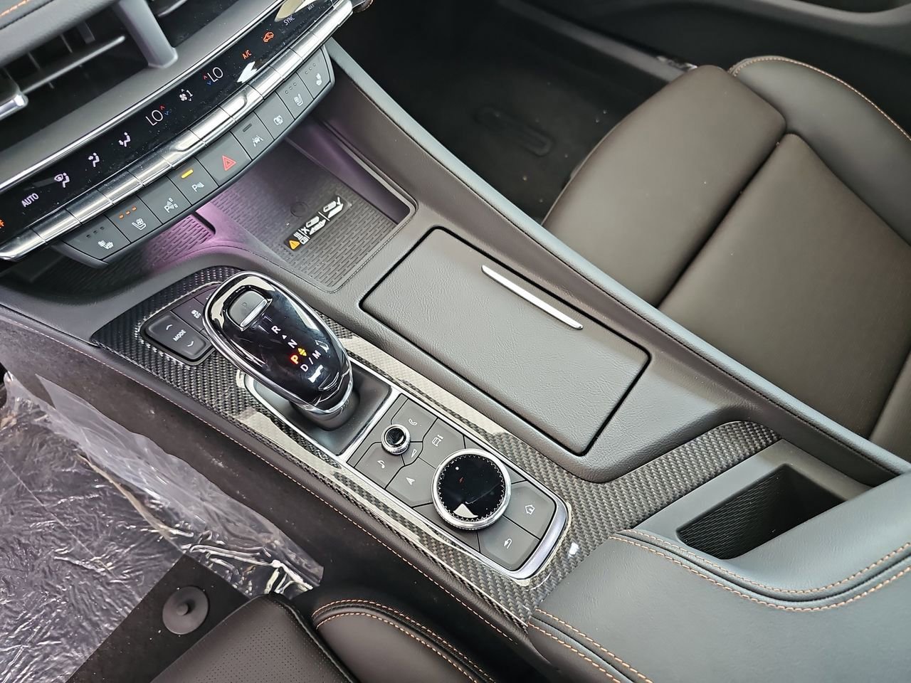 New 2025 Cadillac CT5 Sport w/ Platinum Package AWD/4WD image 24