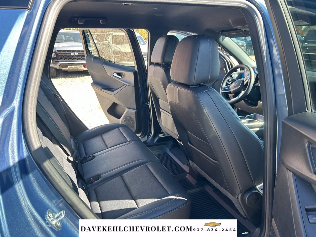 Used 2025 Chevrolet Equinox LT w/ Convenience Package II FWD image 18