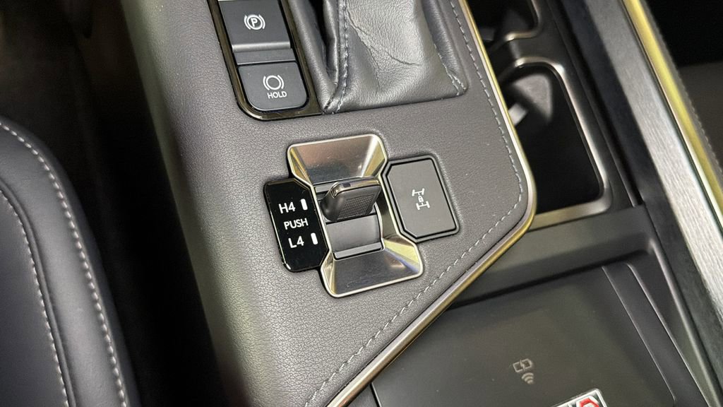 Certified 2024 Lexus GX 550 w/ Accessory Package (Z1) image 32