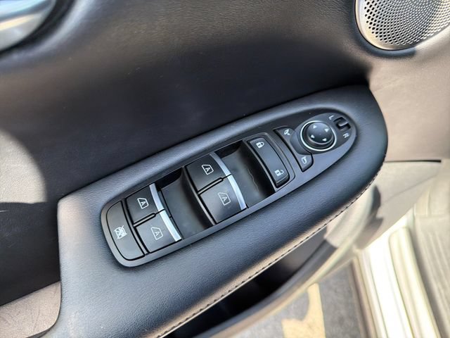 Used 2023 INFINITI QX50 Luxe FWD image 18