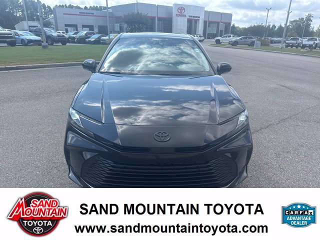 Used 2025 Toyota Camry LE FWD image 7