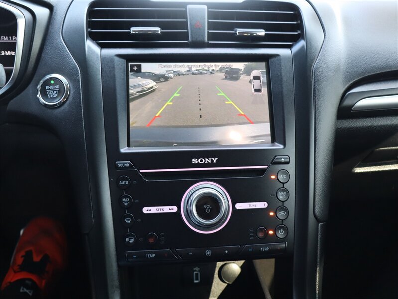 Used 2018 Ford Fusion Titanium AWD/4WD image 18