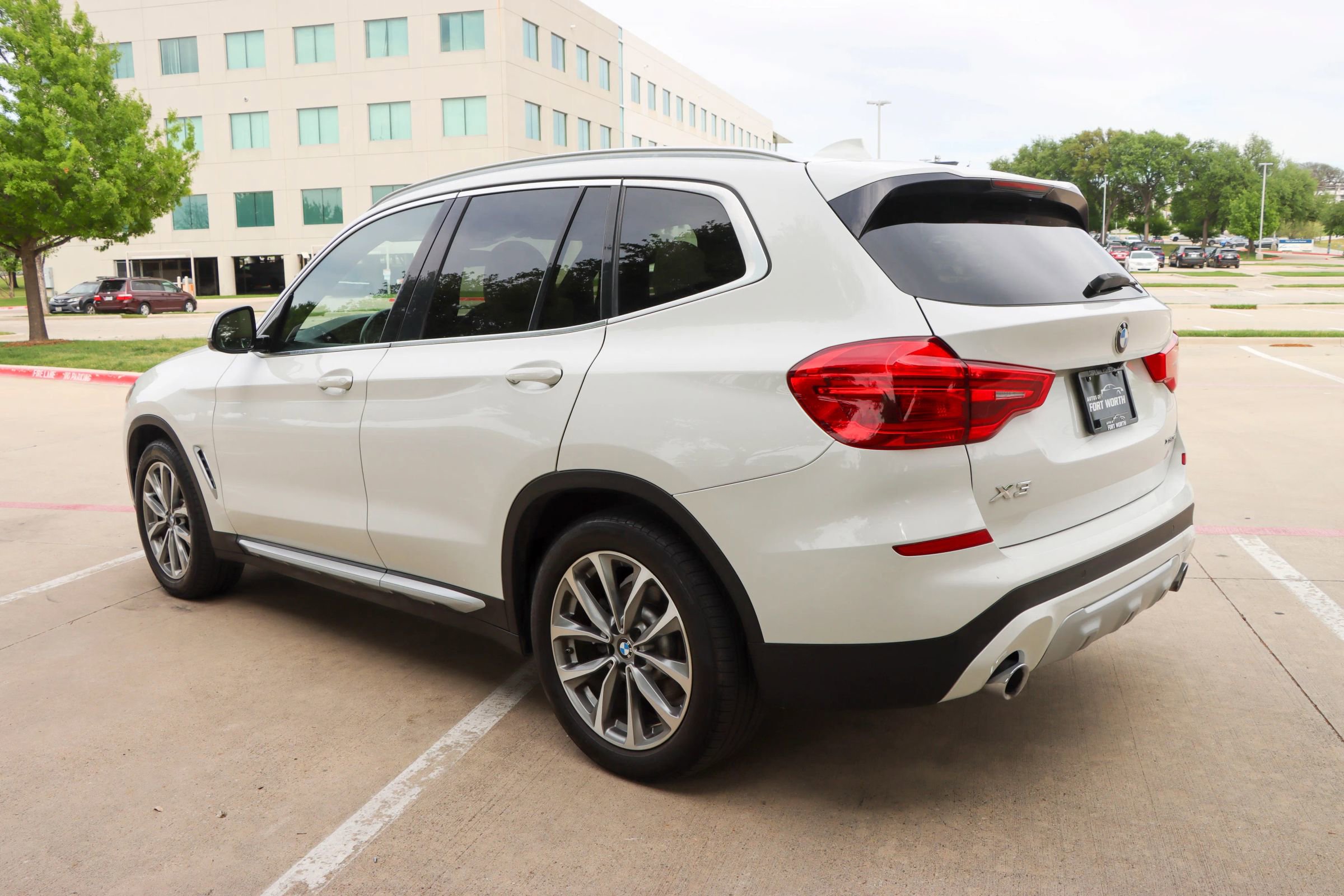 Used 2019 BMW X3 xDrive30i w/ Driving Assistance Package image 5