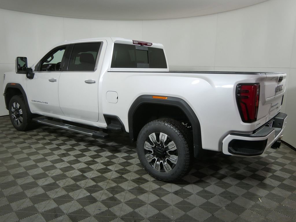 Used 2024 GMC Sierra 3500 Denali w/ Denali Reserve Package image 5