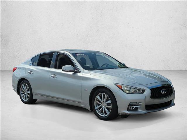 Used 2016 INFINITI Q50 3.0t Premium w/ 3.0T Premium Plus Package AWD/4WD image 4