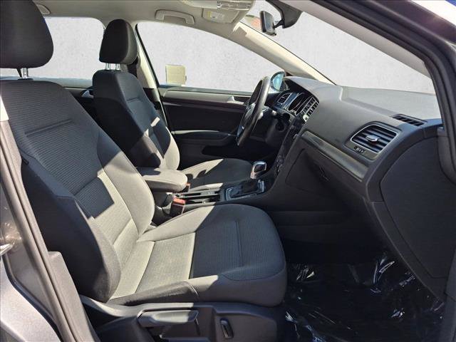 Used 2019 Volkswagen e-Golf SE w/ Driver Assistance Package FWD image 20