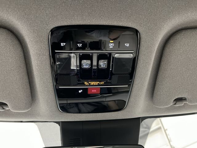 Used 2024 Hyundai Santa Fe Limited image 29