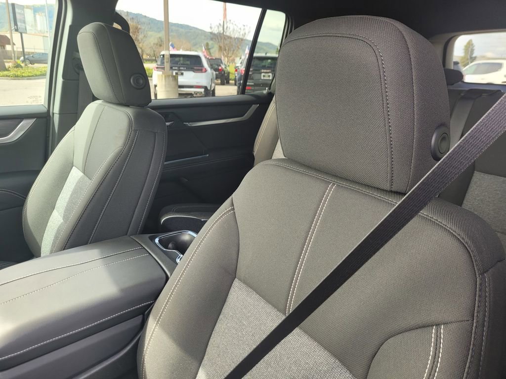 New 2026 GMC Acadia Elevation w/ Black Edition image 13